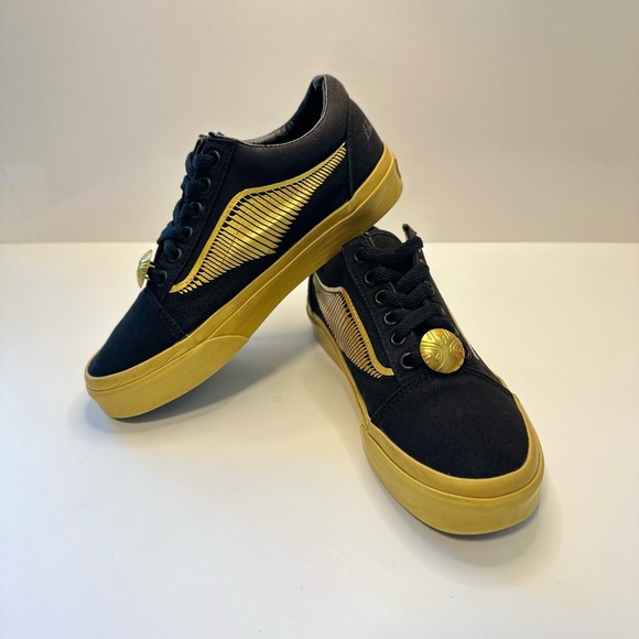 Limited edition Vans x Harry Potter “Golden Snitch” Sneakers – Size US Women’s 6 - Picture 6 of 10
